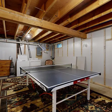 Moose Dance Villa